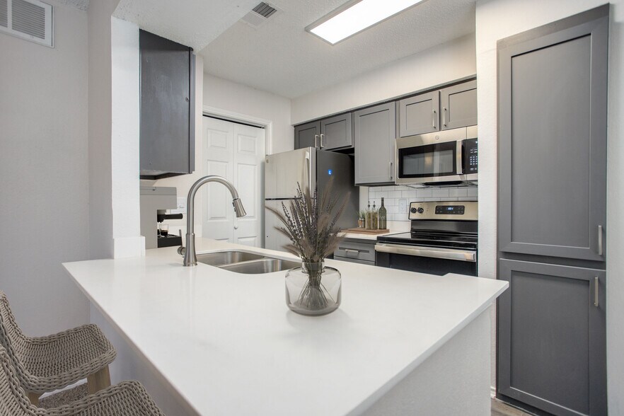 Oaklyn Apartment Homes 1600 Heritage Dr Mckinney TX 75069 Apartment