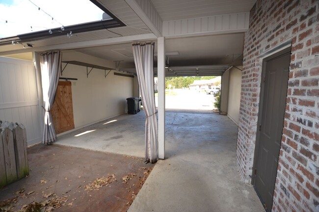 Building Photo - Afton Villas on The Bluffs in St Francisvi...