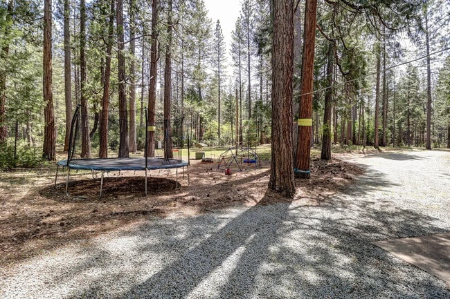 Building Photo - 30408 Whitmore Rd