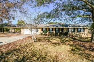 Building Photo - 467 SR 96