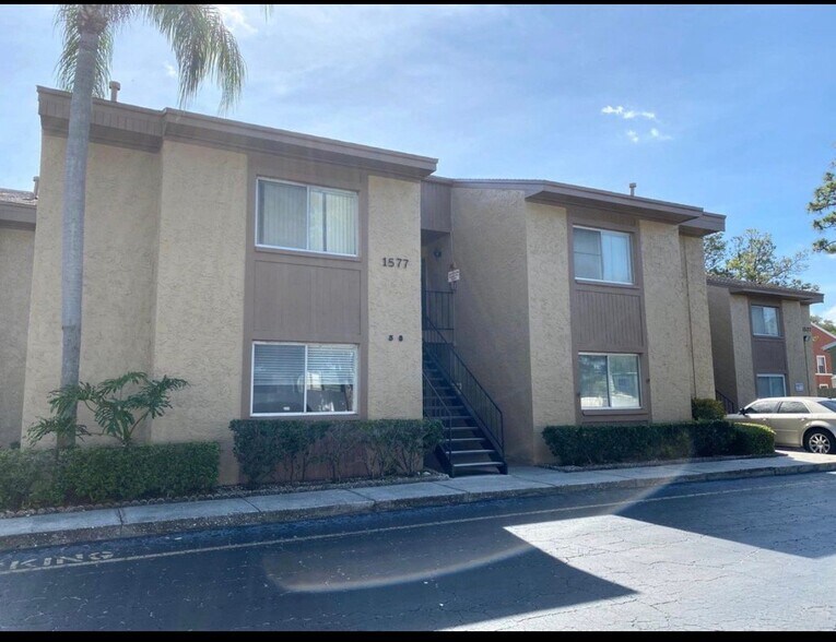 Building Photo - 1577 Greenlea Dr