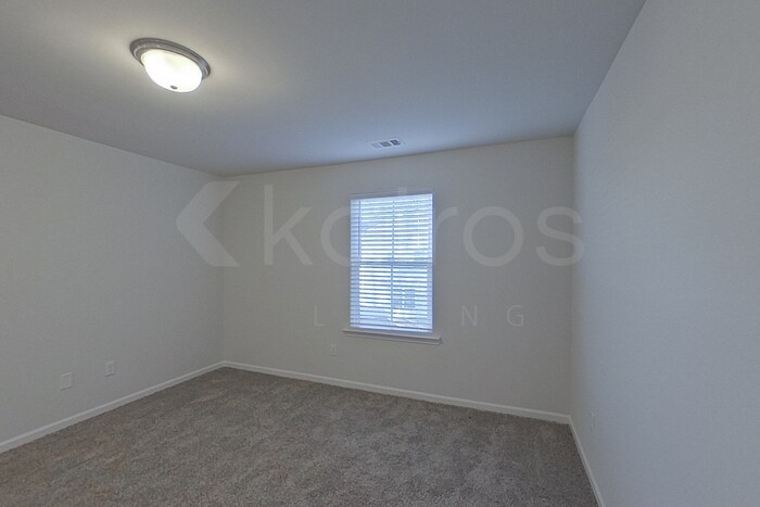 Building Photo - 120 Western Red Cedar Dr