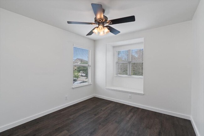 Building Photo - 410 Tower Dr