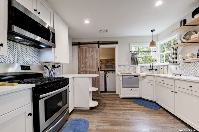Building Photo - 406 McKinley Ave