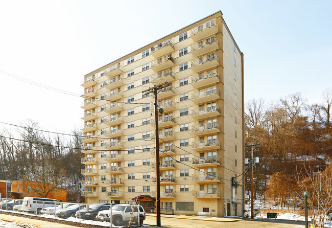 Building Photo - Eleanor Roosevelt Apartments