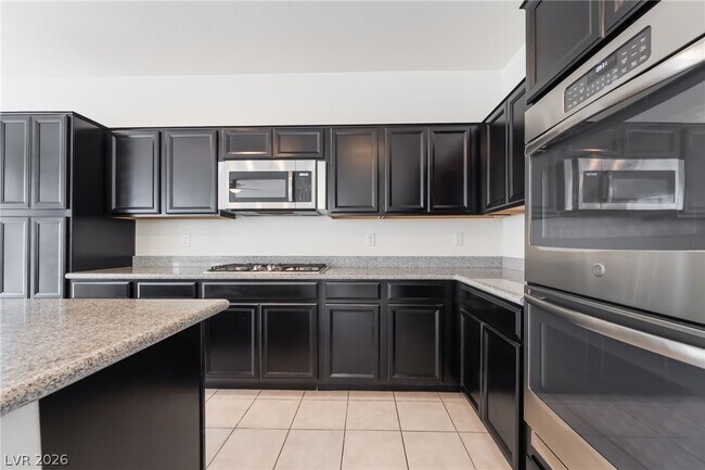 Building Photo - 155 Volti Subito Way