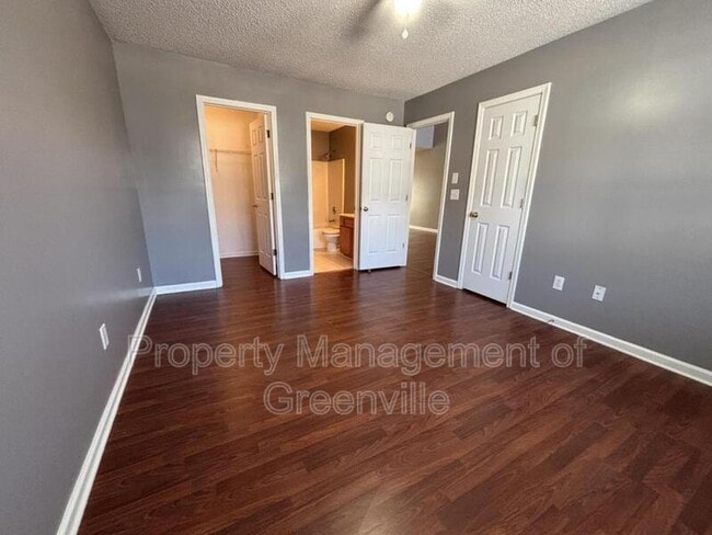 Building Photo - 20 Maravista Ave