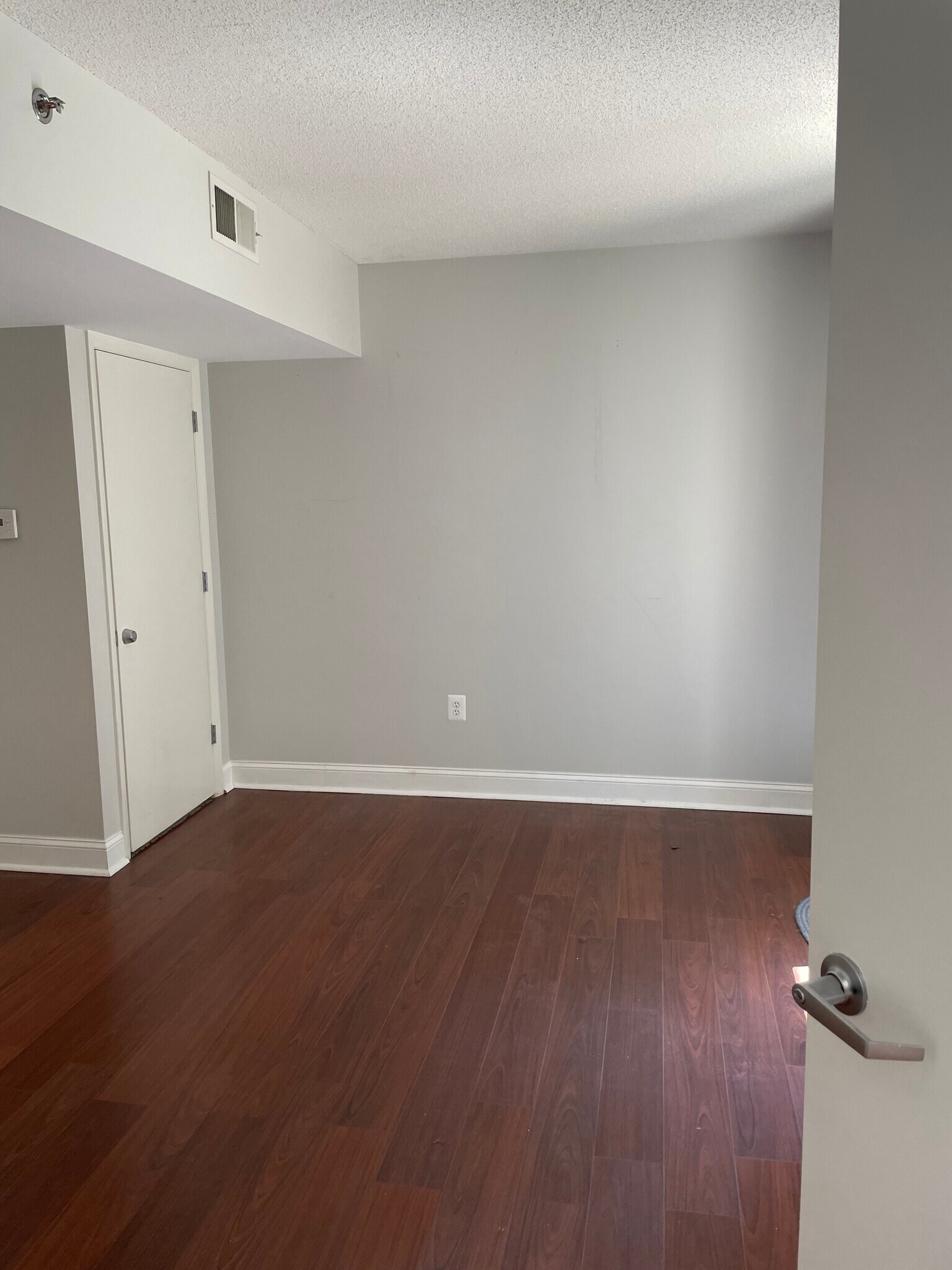 Building Photo - 1150 K St NW