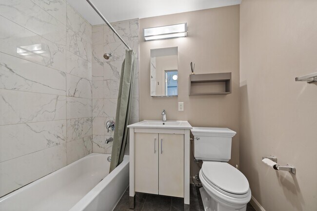 Building Photo - 227 Christopher Columbus Dr
