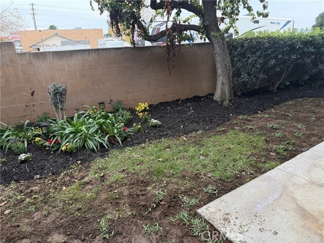 Building Photo - 1365 Crafton Ave