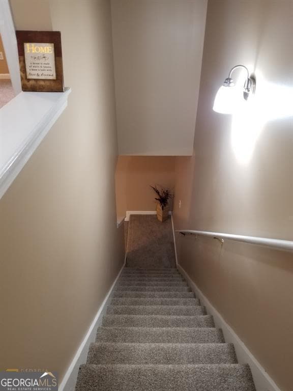 Building Photo - 6111 Camden Forrest Dr