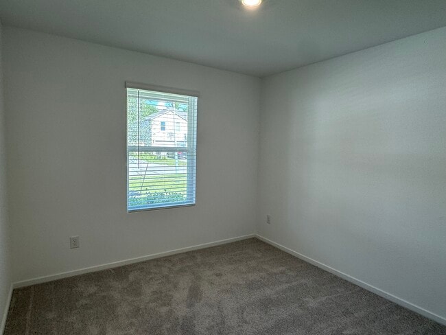 Building Photo - 31508 Pianella Ln