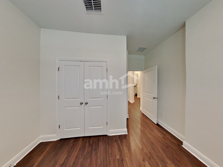 Building Photo - 6253 Emerald Hls Wy