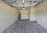 Building Photo - 3213 Watercress Dr