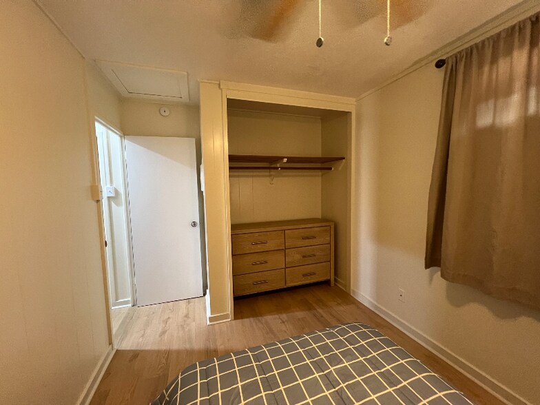 Building Photo - 830 Liloa St