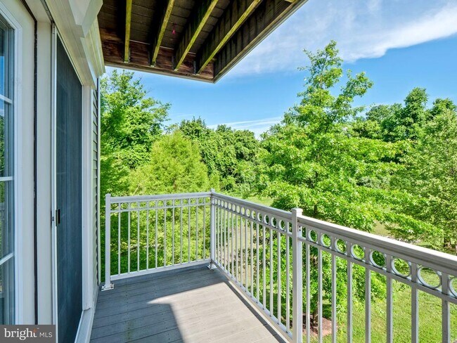 Building Photo - 304 Orchard Ridge Dr