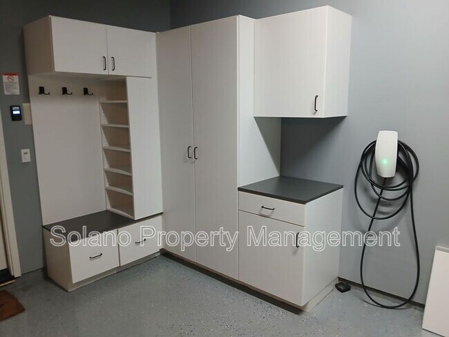 Building Photo - 1284 Warmth Ct
