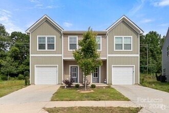 Building Photo - 110 Blakeslee Ct