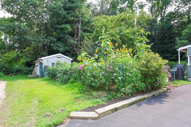 Building Photo - 90 Merrimack St