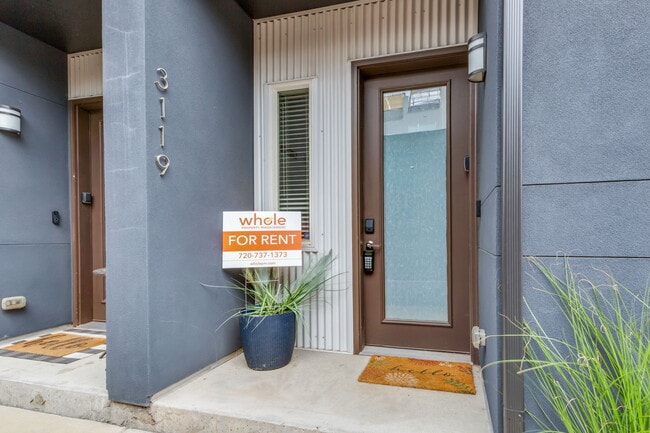 Primary Photo - 3119 W 19th Ave