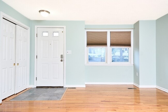 Building Photo - 3 Woodland St