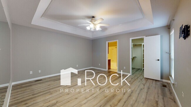 Building Photo - Need space? Take a look at this 4 Bedroom/4.5 Bathroom Home in SW Edmond!