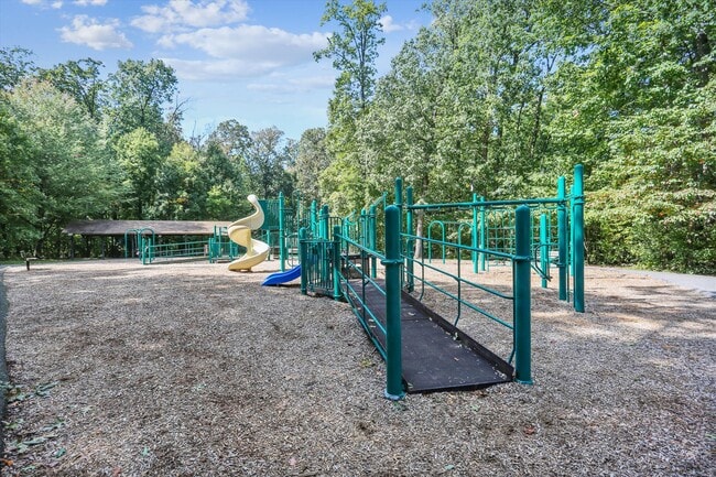 Building Photo - 13404 Fountain Club Dr