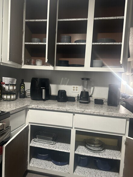 Building Photo - 1503 El Monte Ave