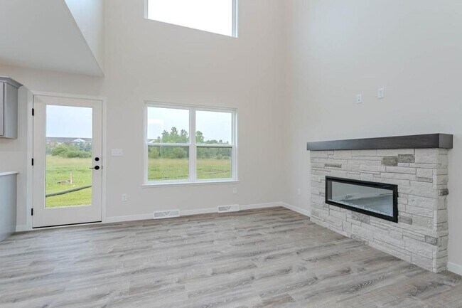 Building Photo - 3504 Green Pastures Ln
