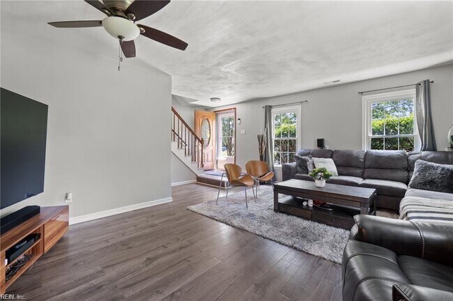 Building Photo - 1805 Monet Ct