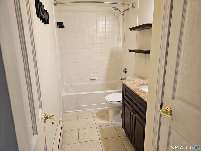 Building Photo - 151 Shelter Rock Rd