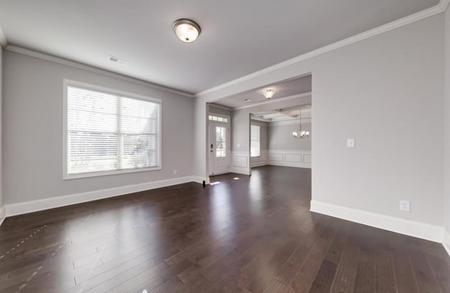 Building Photo - Executive Home in a True Lifestyle Community