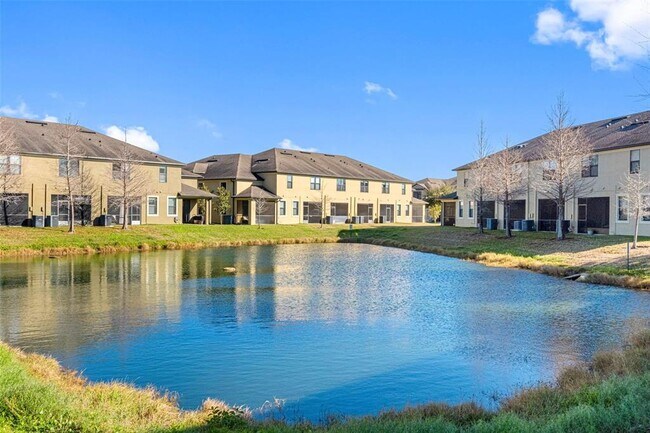 Building Photo - 5167 Bay Isle Cir