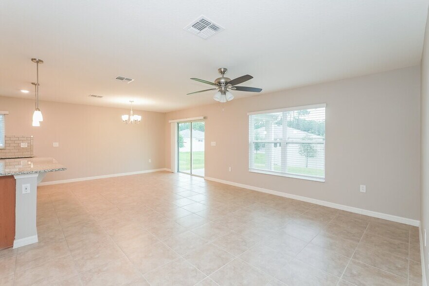 Building Photo - 7601 Muscovy Dr