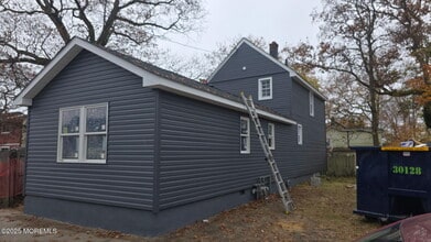 Building Photo - 513 Prospect Ave