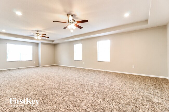 Building Photo - 415 Westchester Hills Ln