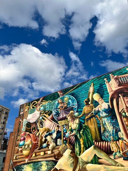 Neighborhood 13th and locust - 1233 Saint James St