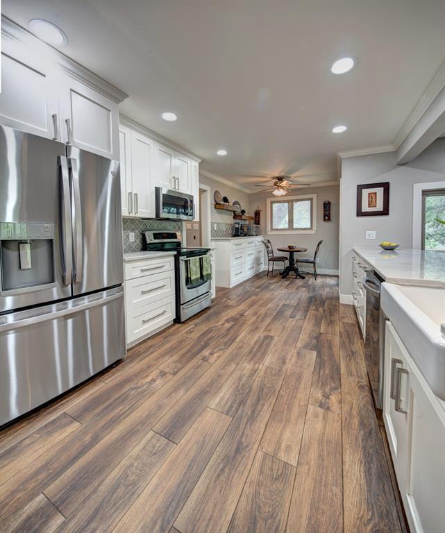 Building Photo - 11408 Spicewood Pkwy