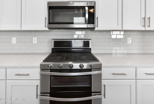 Building Photo - 234 Thistleton Wy