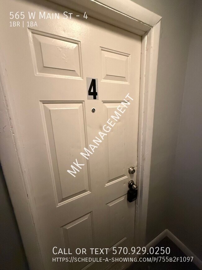 Building Photo - 565 W Main St