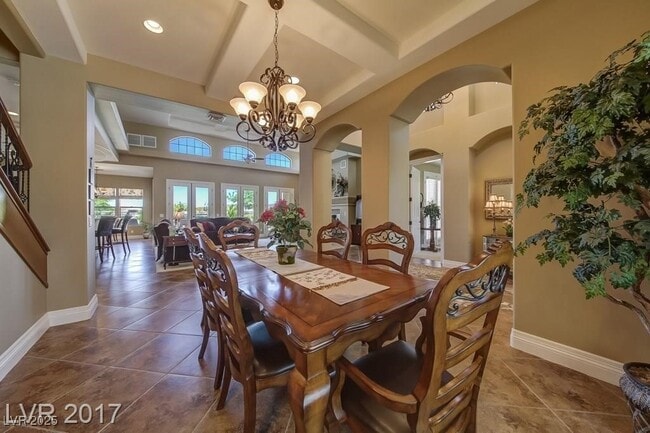 Building Photo - 1340 Dilevante Dr