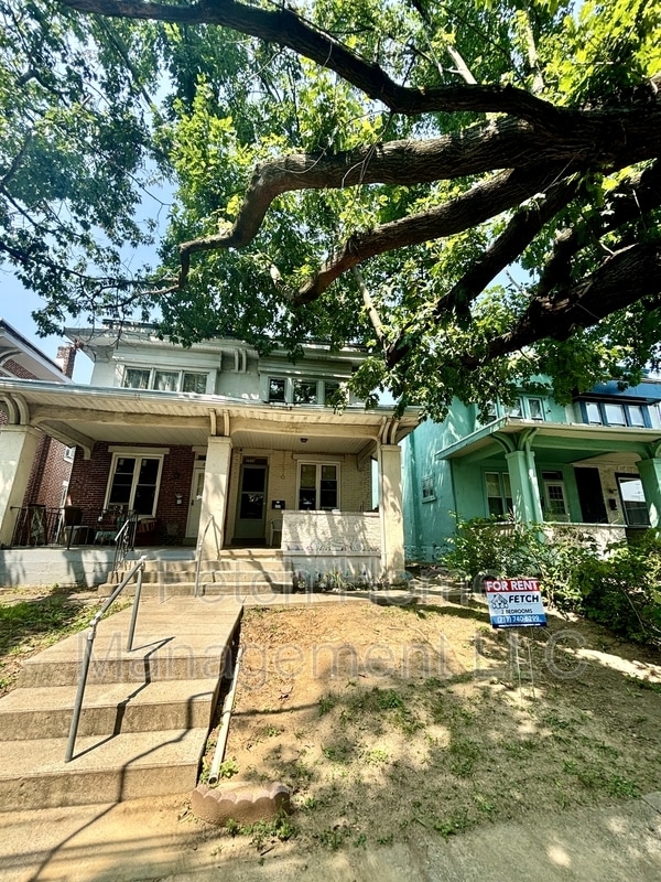 Primary Photo - 2534 Derry St