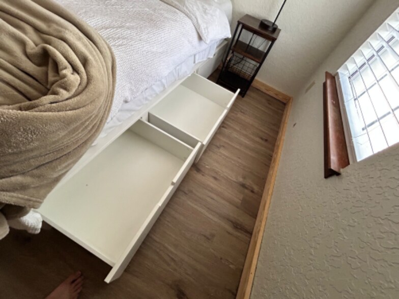 Building Photo - 187 Oak Park Rd