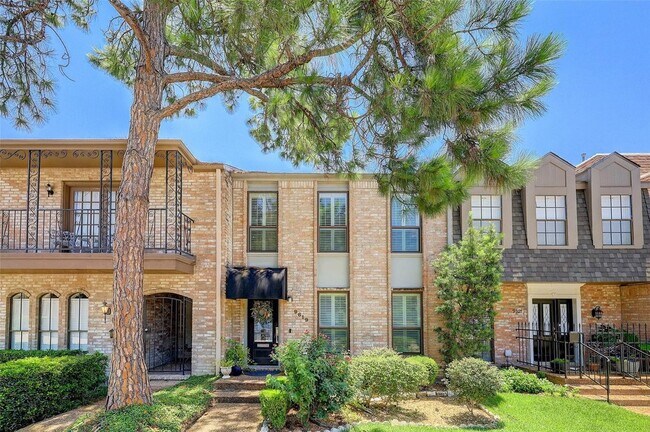 Building Photo - 9619 Doliver Dr