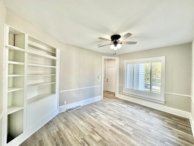 Building Photo - 1505 24th St