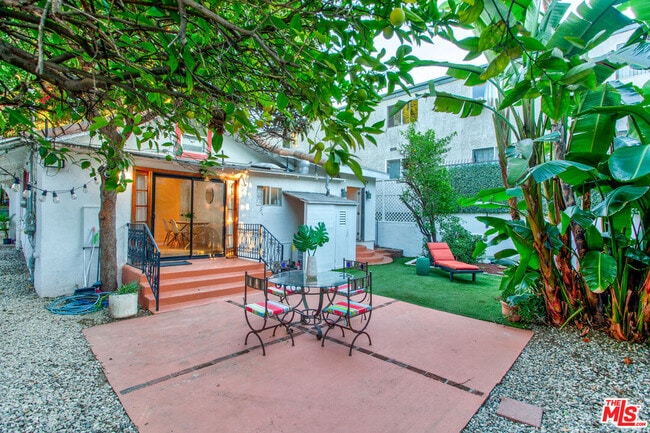 Building Photo - 1147 Wilcox Pl