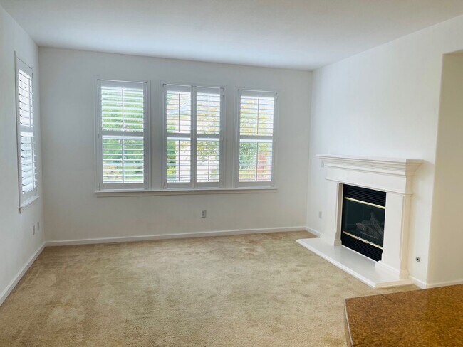 Building Photo - 4285 Bromley Ct