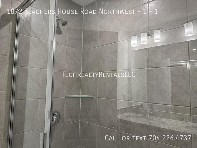 Building Photo - 1872 Teachers House Rd NW