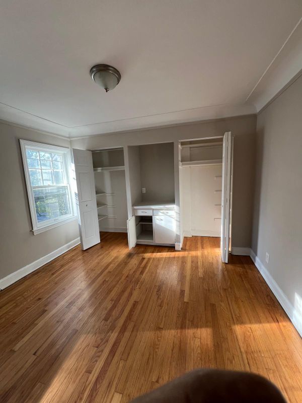 Building Photo - 5214 Hereford St