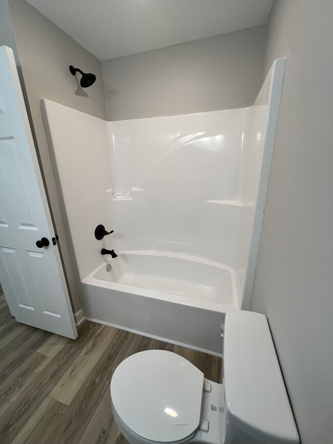 Building Photo - 1051 Crooked Creek Rd